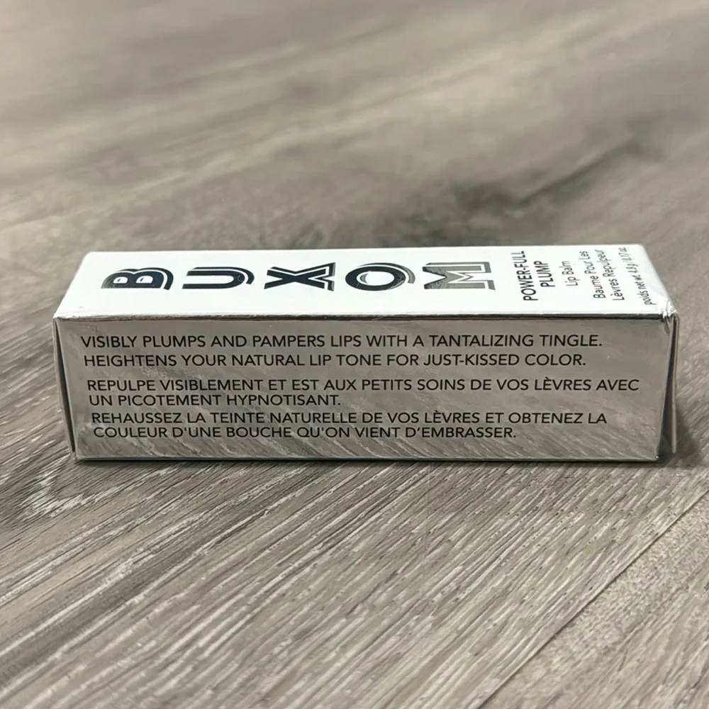 Buxom lip power